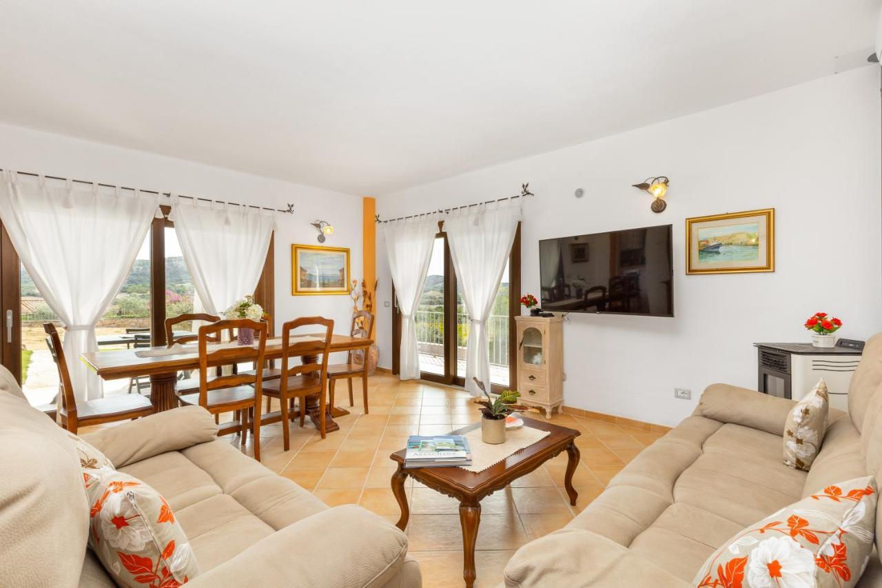 Villa Tomaso Arzachena Ngoại thất bức ảnh