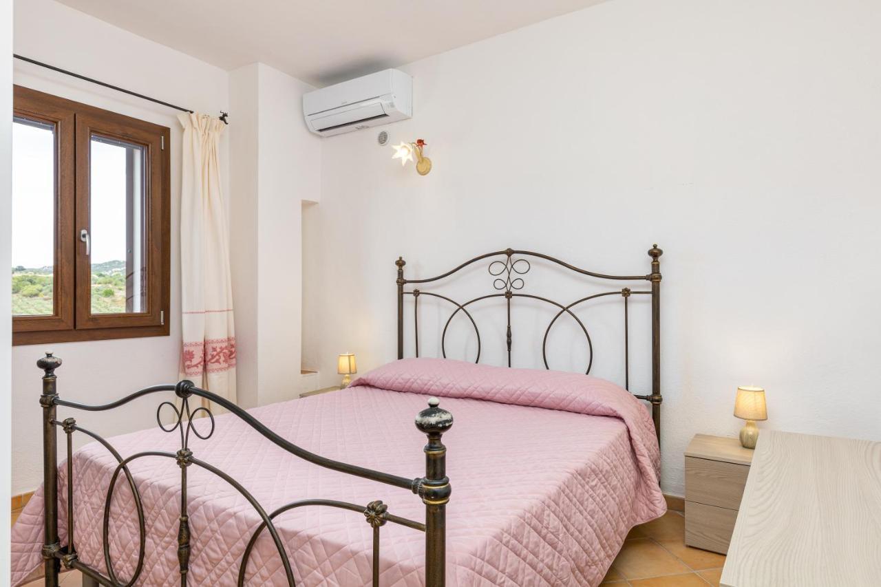 Villa Tomaso Arzachena Ngoại thất bức ảnh